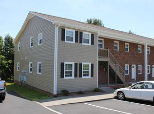 113 Pineview Dr, King, NC 27021