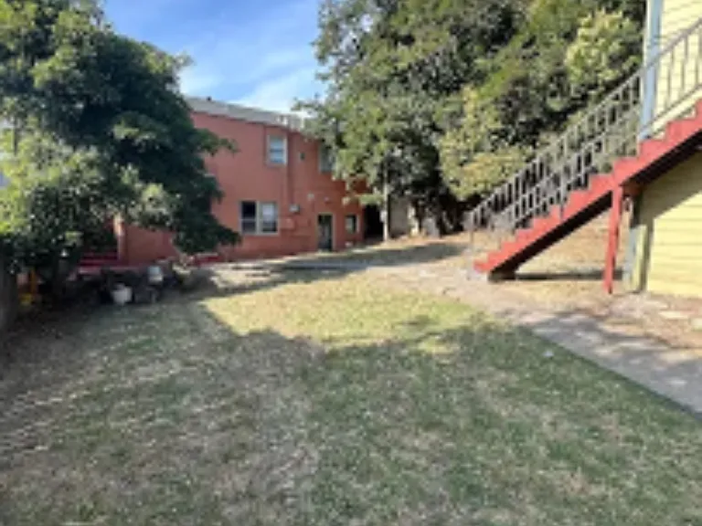 729 1/2 Florida St — Photo 1