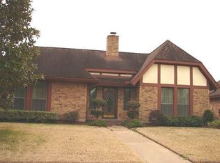 2922 Pasture Ln, Sugar Land, TX 77479