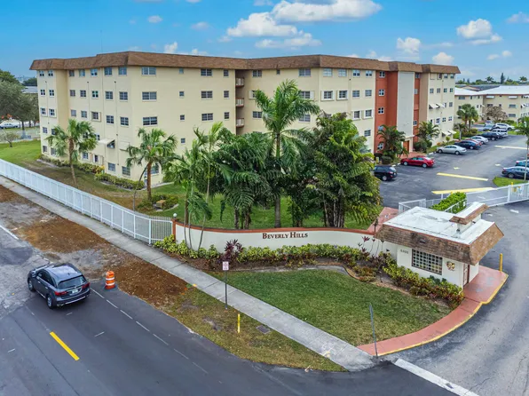 5300 Washington Street #W216, Hollywood, FL 33021