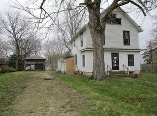 148 Coster St, Hinckley, IL 60520