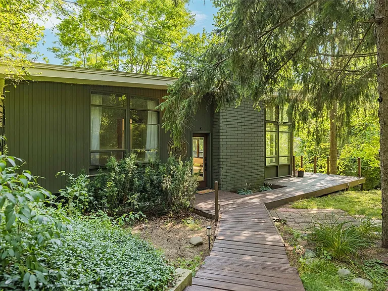 3954 N Ellamae Rd — Photo 57