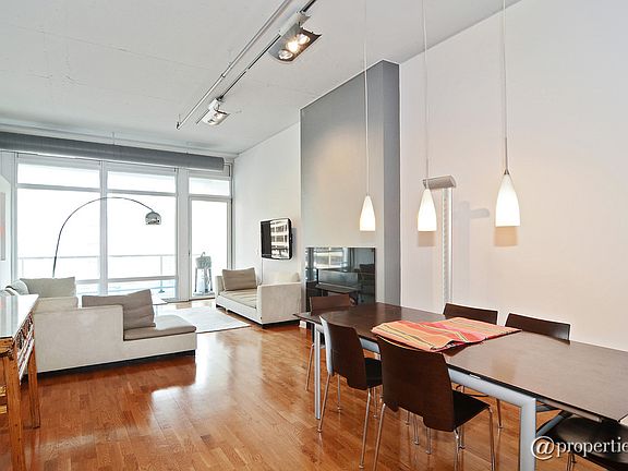 3rd image of 333 N Canal St APT 1604
