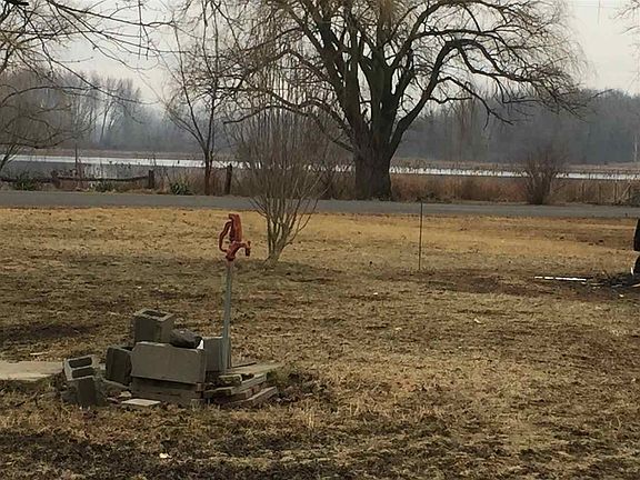 5th image of 440 Ln 301 Barton Lk
