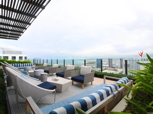 987 Queen St #3516, Honolulu, HI 96814