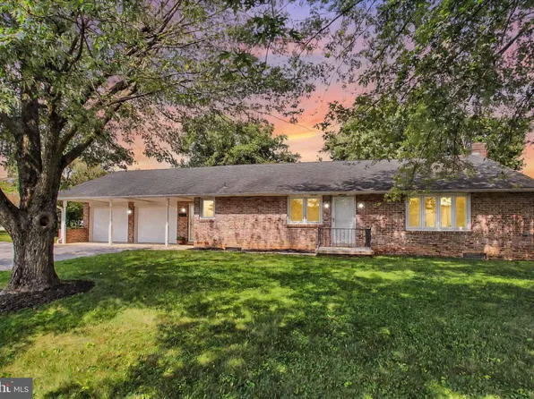 651 Gitts Run Rd, Hanover, PA 17331