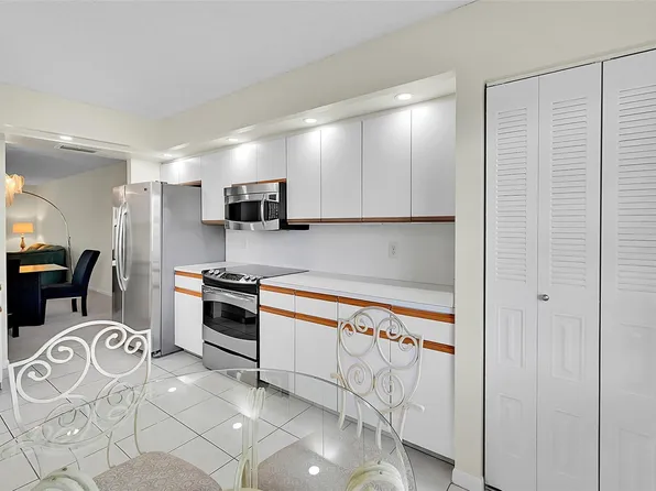 1503 Cayman Way #L3, Coconut Creek, FL 33066