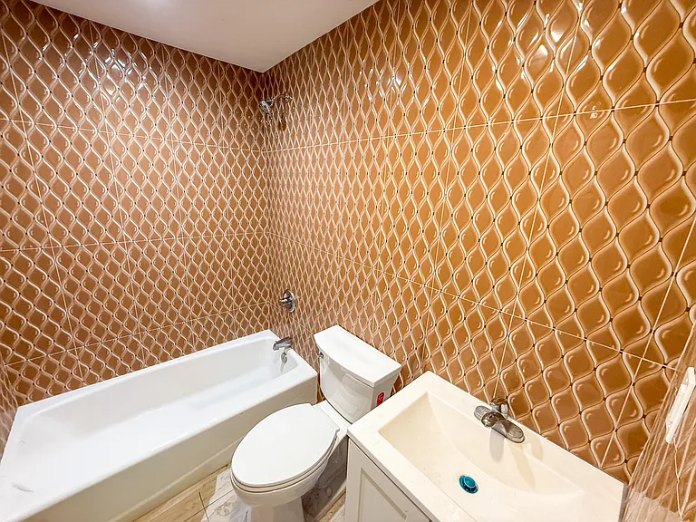 76 Bloomfield Ave #1 — Photo 7