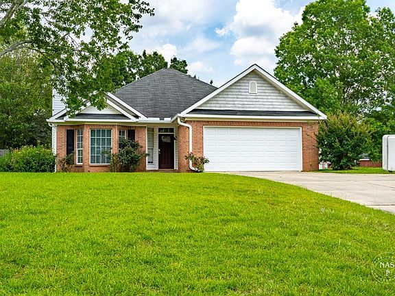 5th image of 309 Holly Ln
