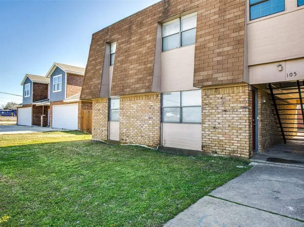 105 Peach St, Crowley, TX
