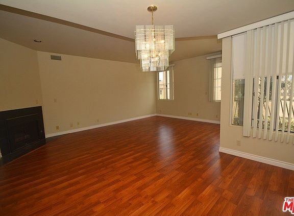 5th image of 211 S Poinsettia Pl APT 6