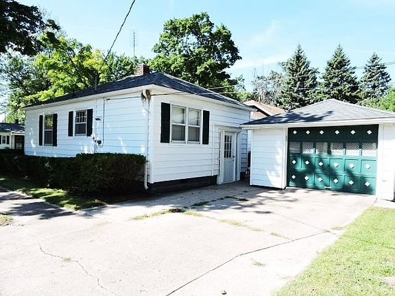 3rd image of 1200 Laurel St
