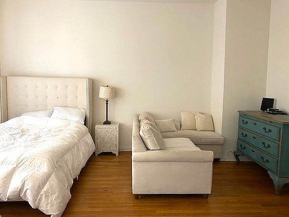 2nd image of 495 W End Ave #2B1