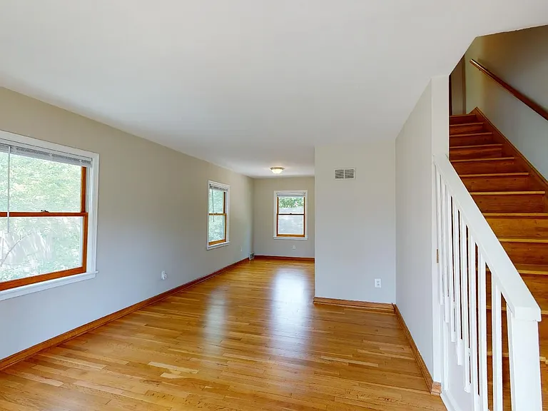 2635 Hunt St — Photo 5