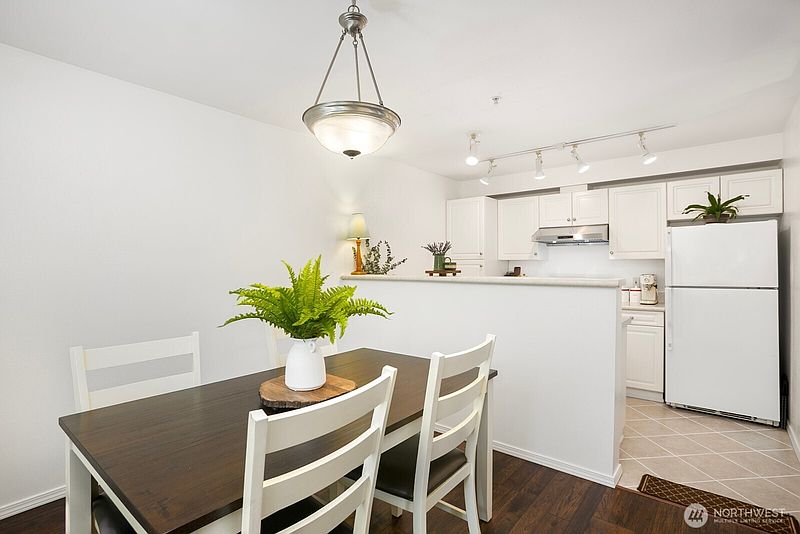 5th image of 10825 SE 200th St #C101