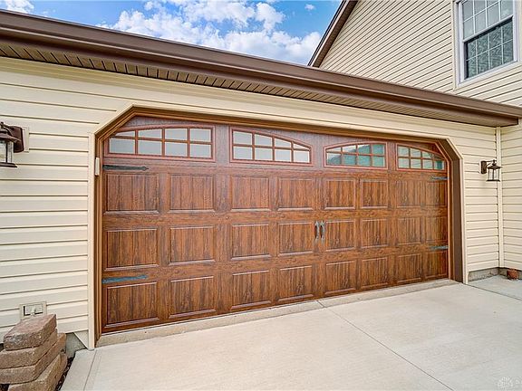 5th image of 3701 Olde Willow Dr