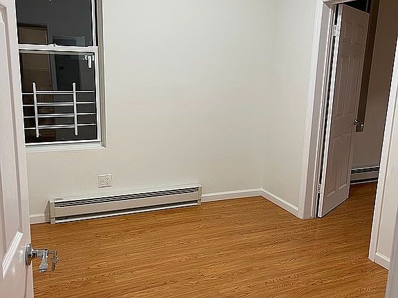 4th image of 3120 Jerome Ave APT 1