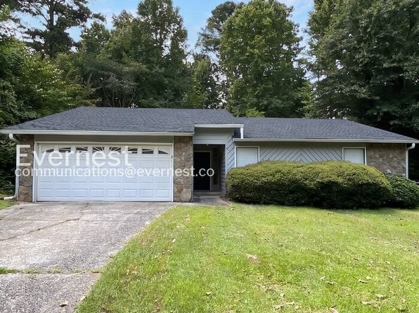 1374 Smokey Mountain Ct