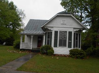 1312 Hodges St, South Boston, VA 24592