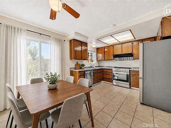 5th image of 2564 Colgate Way