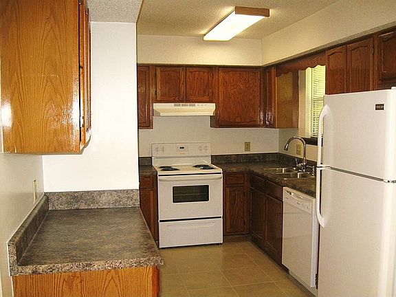 3rd image of 1507 Linden Ave APT 4