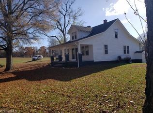 1749 Phillips Rd, Sandy Ridge, NC 27046