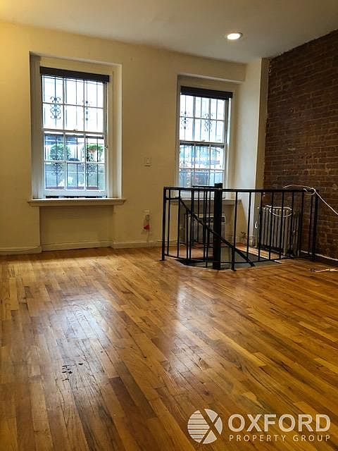 1st image of 22 W 83rd St APT B
