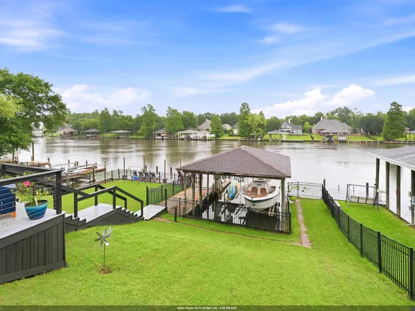 12132 River Highlands Dr, Saint Amant, LA 70774