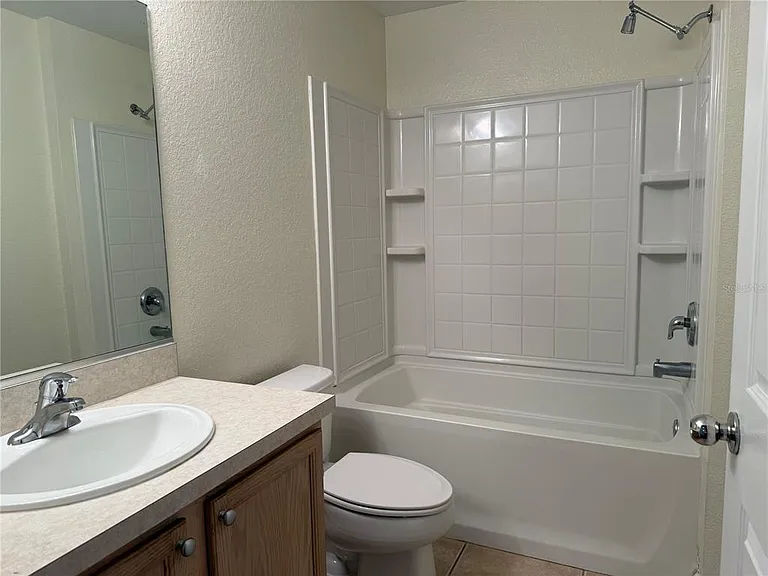 4304 SW 54th Ct — Photo 14