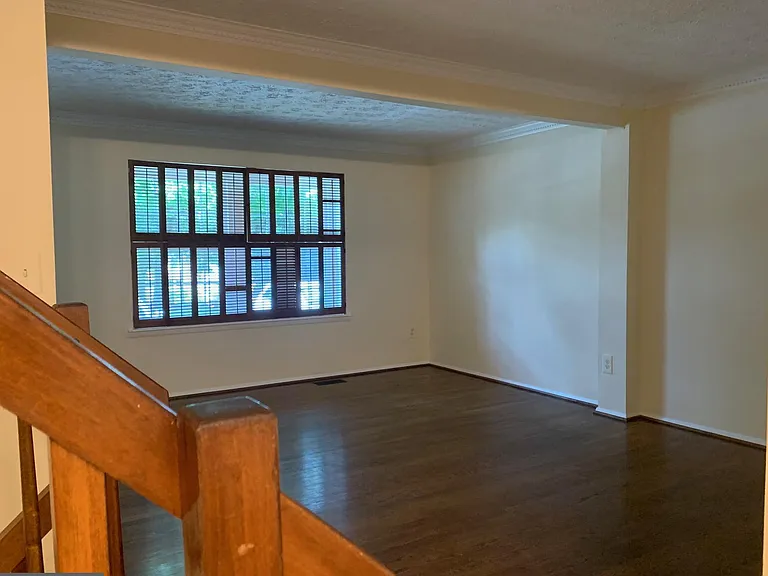 2125 Preston Square Ct — Photo 2