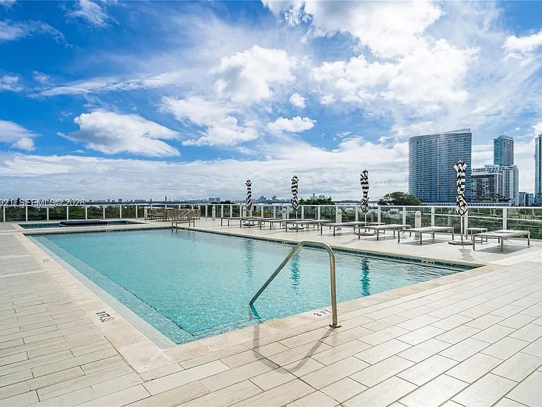 4250 Biscayne Blvd #914 — Photo 20