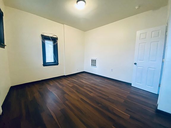4th image of 313 N 52nd St #1