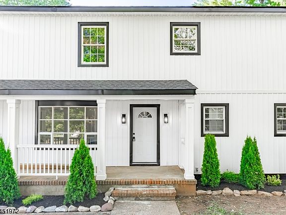 2nd image of 1379 Blair Ct