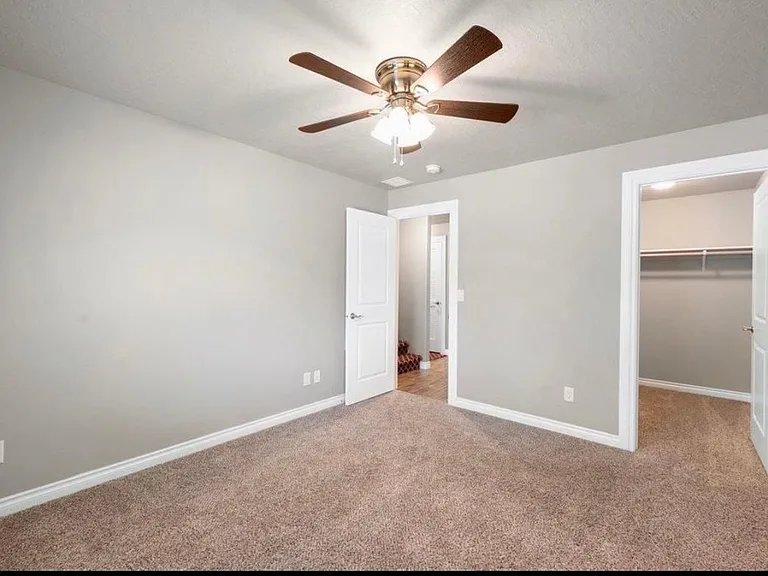 4819 N Emerald Ln — Photo 28