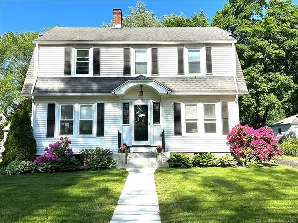 83 Woodrow Street, West Hartford, CT 06107