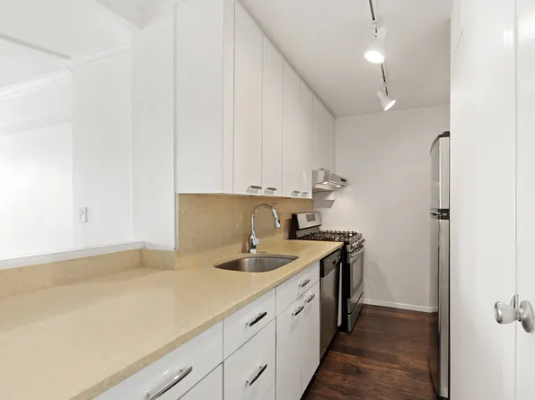 444 East 86th Street 27E image 11 of 12