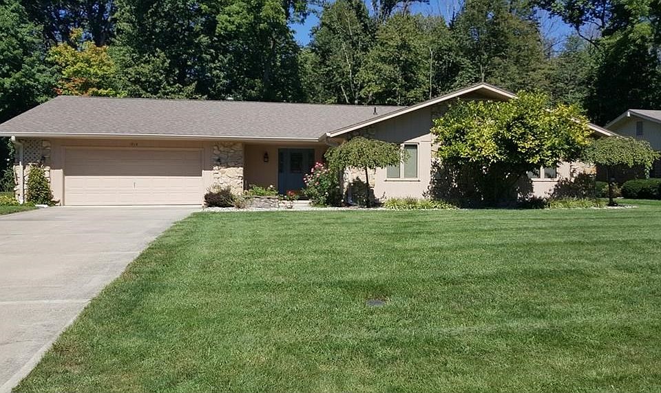 1st image of 1818 Woodview Ln