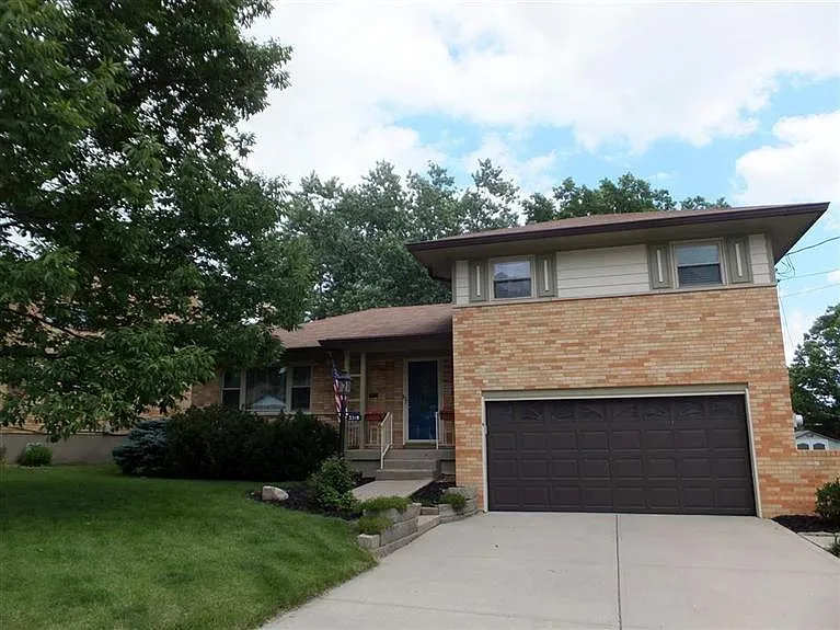 3318 Glenmont Ln photo 1