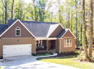 106 Gilstrap Dr, Liberty, SC 29657