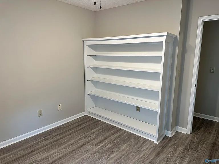 108 Brass Oak Dr — Photo 11