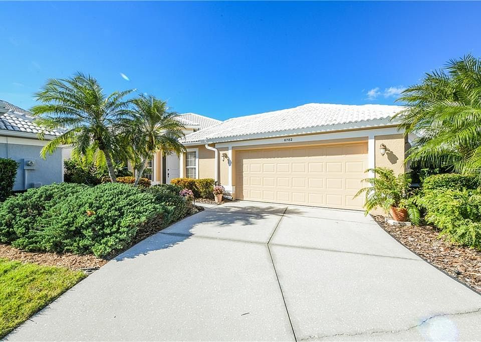 1st image of 6782 Paseo Castille