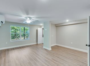 710 Jesse Jewell Pkwy #104, Gainesville, GA 30501