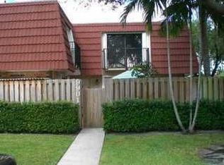 9901 NW 6th Pl, Plantation, FL 33324