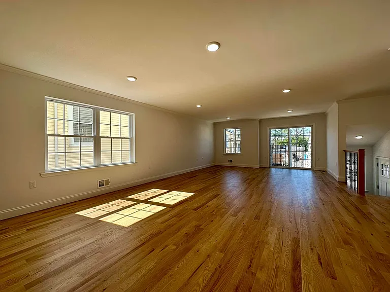 135 Court St #1 — Photo 13