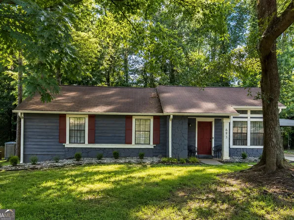 693 Utoy Cir SW, Atlanta, GA 30331