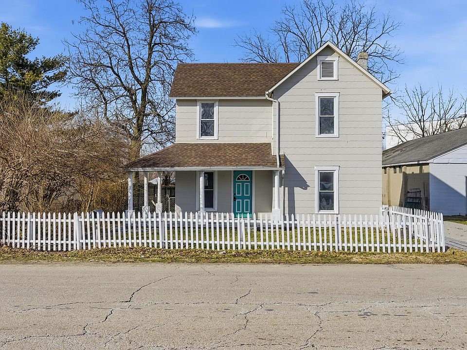 1st image of 2210 Larch St