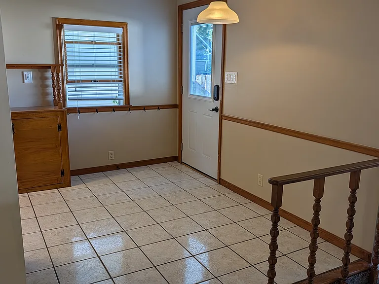 1353 Ashland Ave — Photo 7