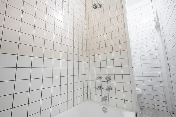 Rented by Metropolitan Property Group | media 16