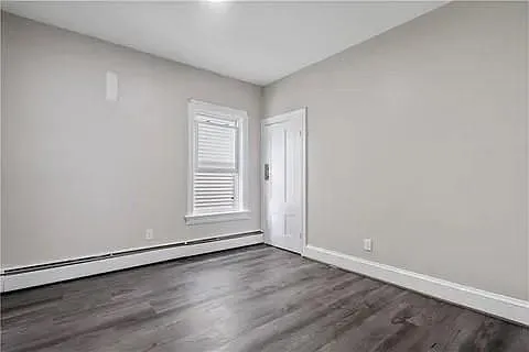 132 Railroad St — Photo 15