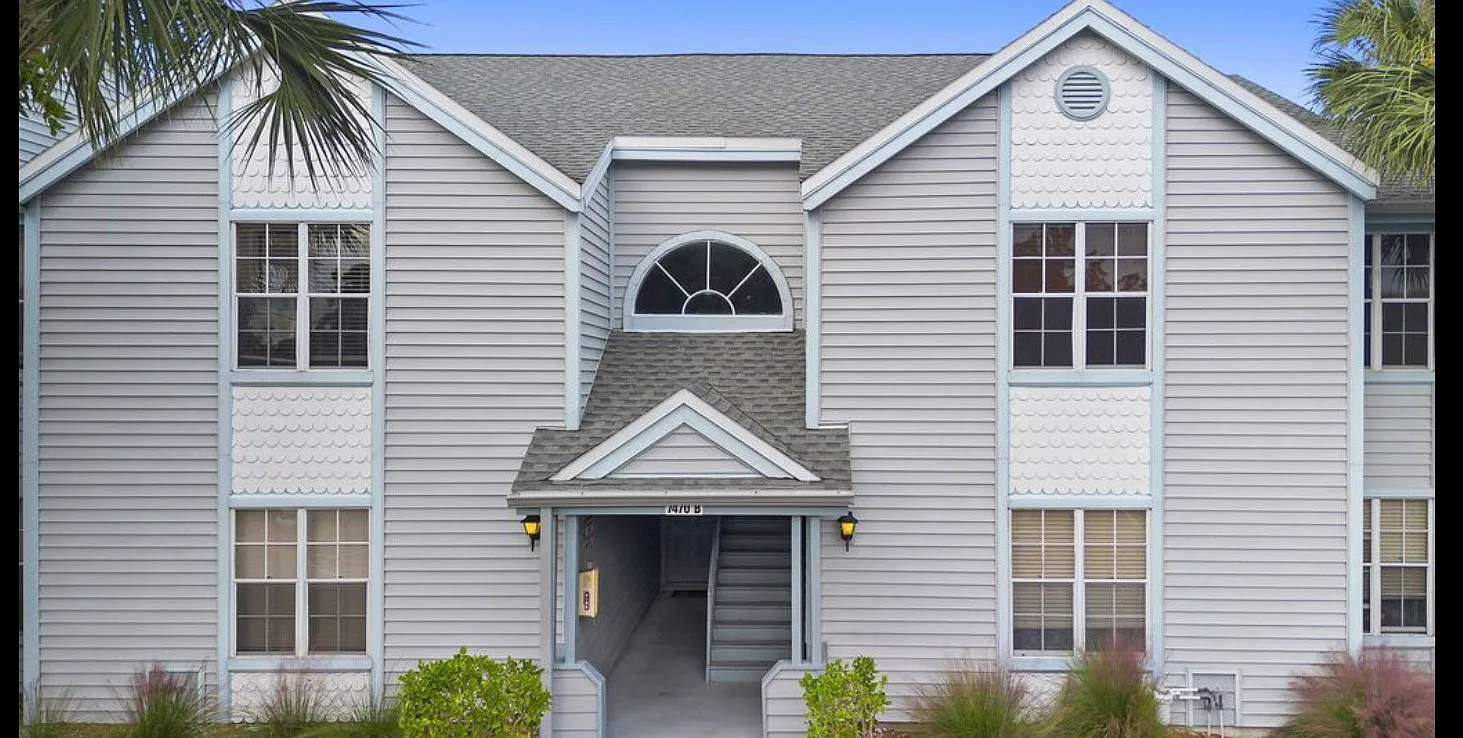 7470 N US Highway 1 — Photo 1